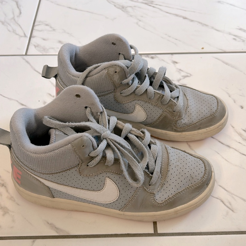 Girls Nike Court Borough High sneakers 4Y